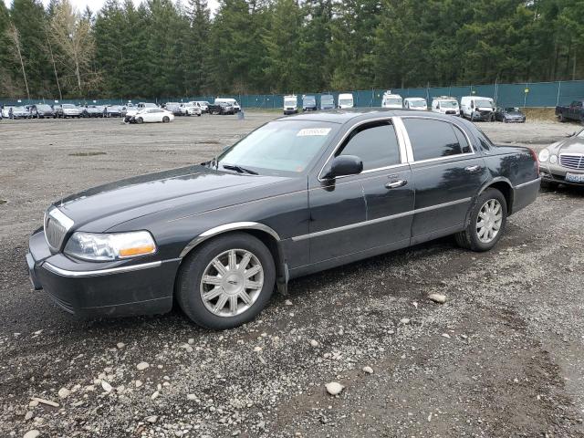 2011 LINCOLN TOWN CAR SIGNATURE LIMITED, 