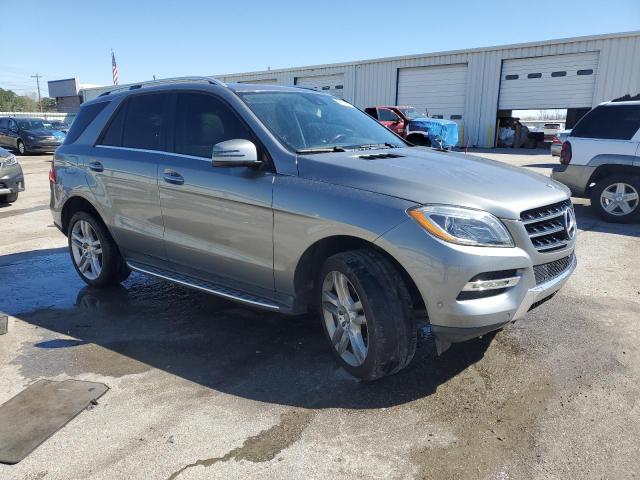4JGDA5HB6FA536757 - 2015 MERCEDES-BENZ ML 350 4MATIC GRAY photo 4