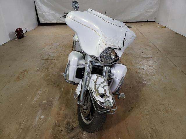 1HD1FC4137Y721351 - 2007 HARLEY-DAVIDSON FLHTCUI 白色 照片 2