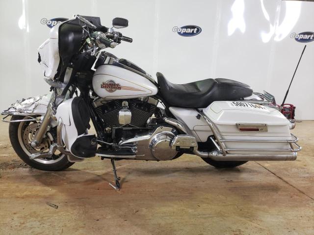 1HD1FC4137Y721351 - 2007 HARLEY-DAVIDSON FLHTCUI 白色 照片 3