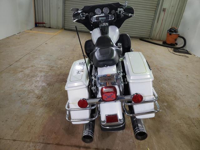 1HD1FC4137Y721351 - 2007 HARLEY-DAVIDSON FLHTCUI 白色 照片 4