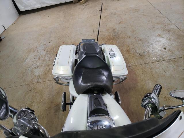 1HD1FC4137Y721351 - 2007 HARLEY-DAVIDSON FLHTCUI 白色 照片 5