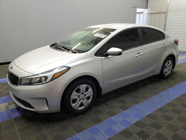 3KPFK4A77JE247337 - 2018 KIA FORTE LX SILVER photo 1