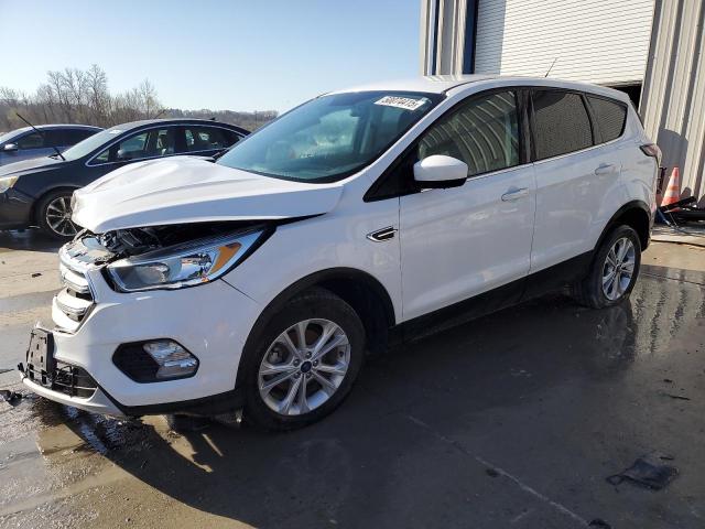 2017 FORD ESCAPE SE, null