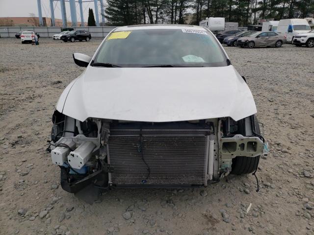 19UDE2F3XJA009821 - 2018 ACURA ILX BASE WATCH PLUS WHITE photo 5