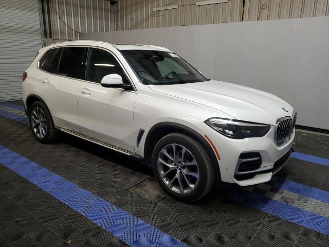 5UXCR6C03P9P87094 - 2023 BMW X5 XDRIVE40I WHITE photo 4