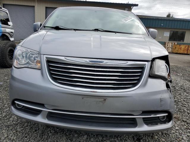 2C4RC1BG7ER396133 - 2014 CHRYSLER TOWN & COU TOURING SILVER photo 5