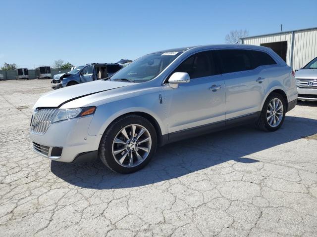 2010 LINCOLN MKT, 