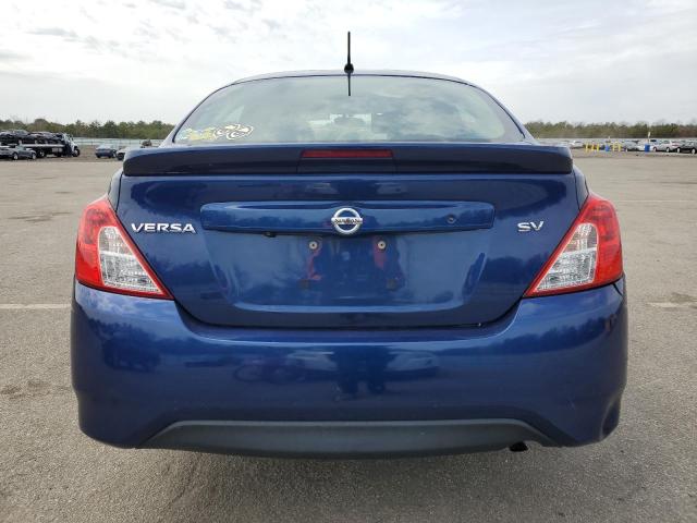 3N1CN7AP5JL878291 - 2018 NISSAN VERSA S BLUE photo 6