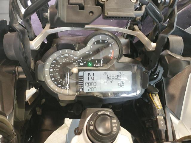 WB10A1203GZ666756 - 2016 BMW R1200 GS ADVENTURE WHITE photo 8