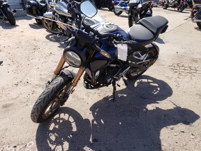 MLHNC555XN5200213 - 2022 HONDA CBF300 NA BLUE photo 2