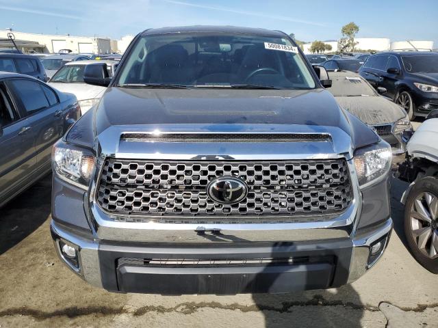 5TFUY5F19MX970188 - 2021 TOYOTA TUNDRA DOUBLE CAB SR/SR5 GRAY photo 5