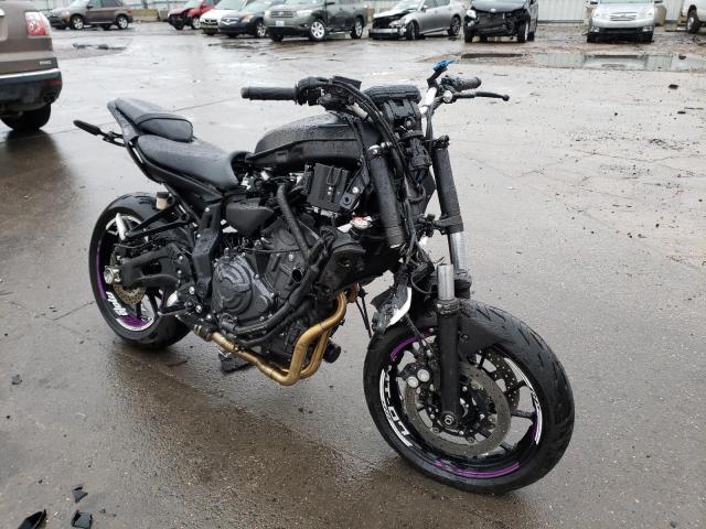 JYARM32E0NA005945 - 2022 YAMAHA MT07 BLACK photo 1