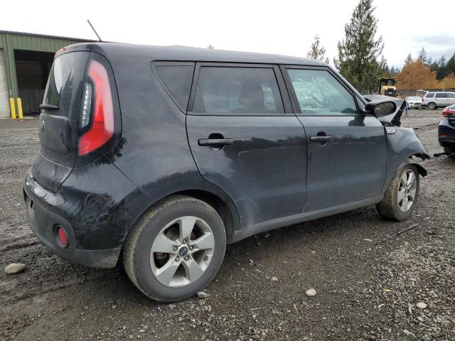 KNDJN2A22H7461284 - 2017 KIA SOUL BLACK photo 3