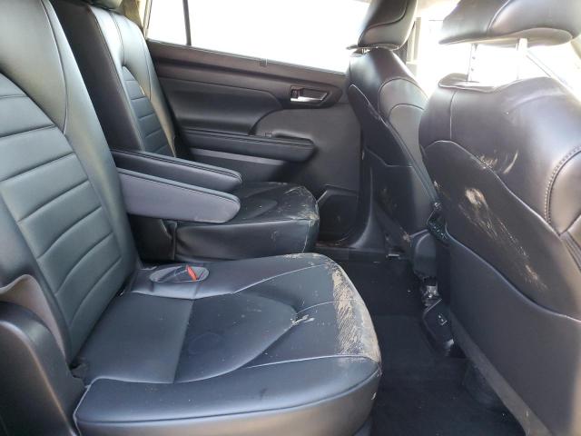 5TDGZRBH5NS583679 - 2022 TOYOTA HIGHLANDER XLE GRAY photo 11