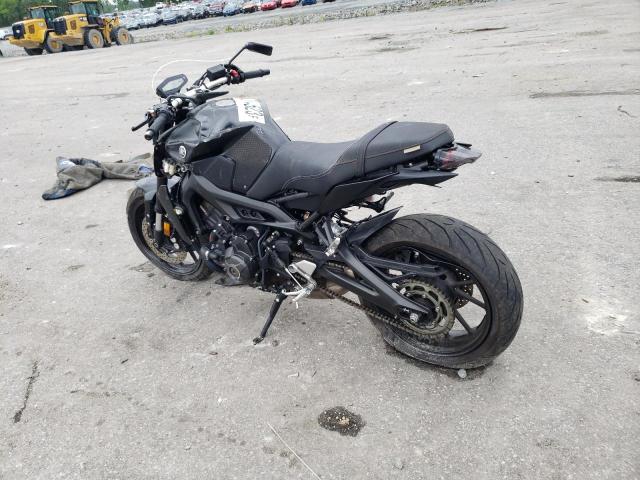 JYARN53Y5KA001418 - 2019 YAMAHA MT09 C BLACK photo 2