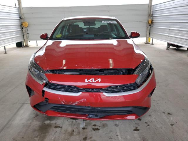 3KPF24AD3PE612708 - 2023 KIA FORTE LX RED photo 5