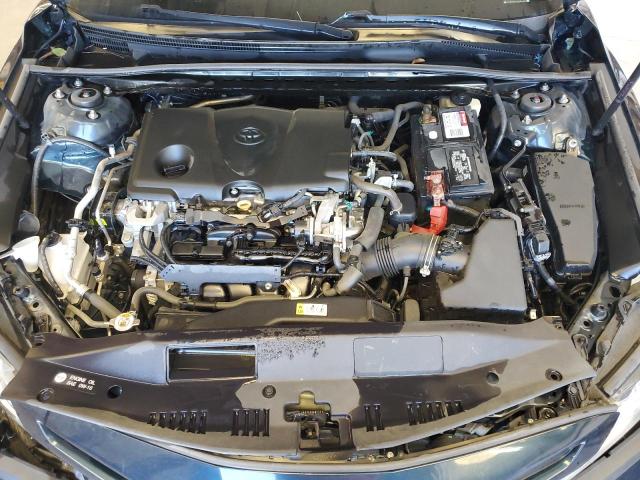 4T1B11HK4JU584975 - 2018 TOYOTA CAMRY L BLUE photo 11