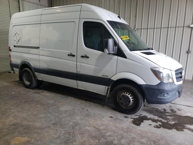 WD3PF0CC0FP124427 - 2015 MERCEDES-BENZ SPRINTER 3500 WHITE photo 4