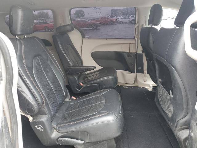 2C4RC1BG4KR731957 - 2019 CHRYSLER PACIFICA TOURING L WHITE photo 11