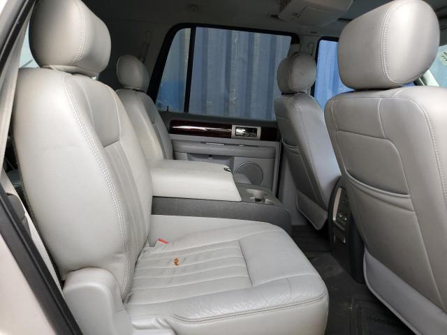 5LMFU28R54LJ32259 - 2004 LINCOLN NAVIGATOR ვერცხლისფერი ფოტო 11