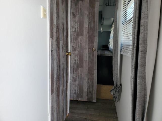 4YDF329265F706392 - 2005 KEYSTONE MONTANA WHITE photo 5