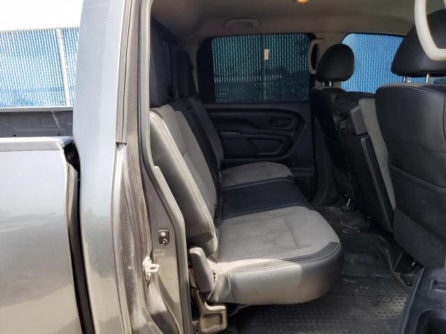 1N6AA1EK6HN536657 - 2017 NISSAN TITAN S GRAY photo 10