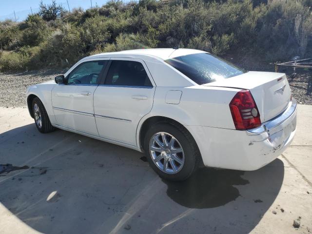 2C3KA33G38H330016 - 2008 CHRYSLER 300 LIMITED WHITE photo 2