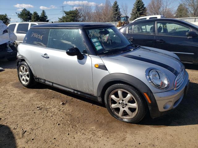 WMWMF335X7TL68359 - 2007 MINI COOPER GRAY photo 4