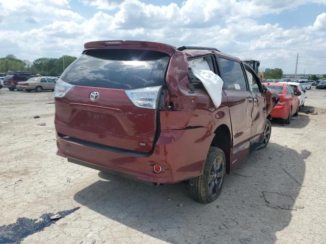 5TDXZ3DC3HS882722 - 2017 TOYOTA SIENNA SE RED photo 3