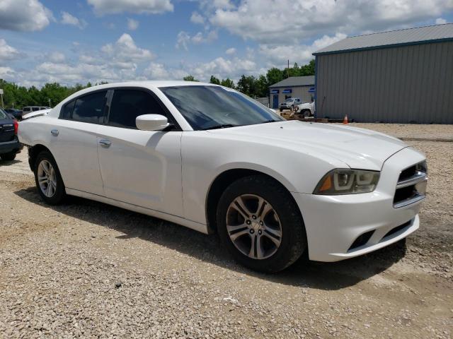 2B3CL3CG9BH512368 - 2011 DODGE CHARGER WHITE photo 4