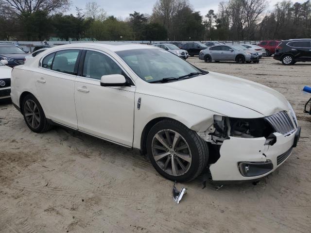 1LNHM94R59G607483 - 2009 LINCOLN MKS WHITE photo 4