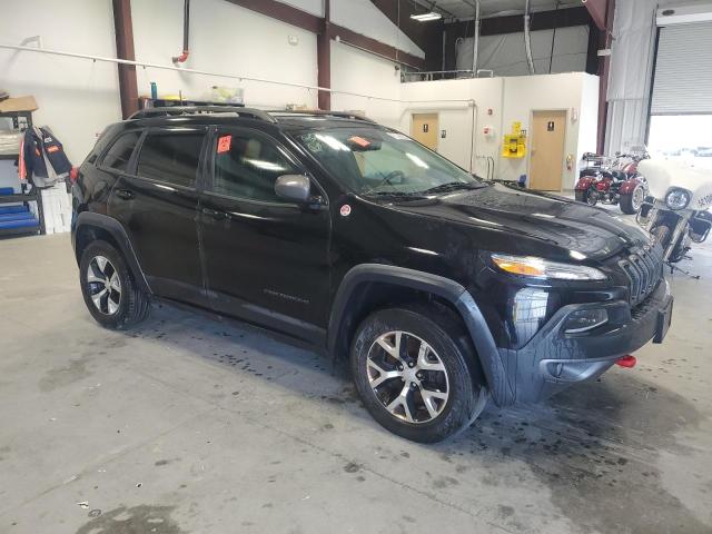 1C4PJMBSXHW639223 - 2017 JEEP CHEROKEE TRAILHAWK BLACK photo 4