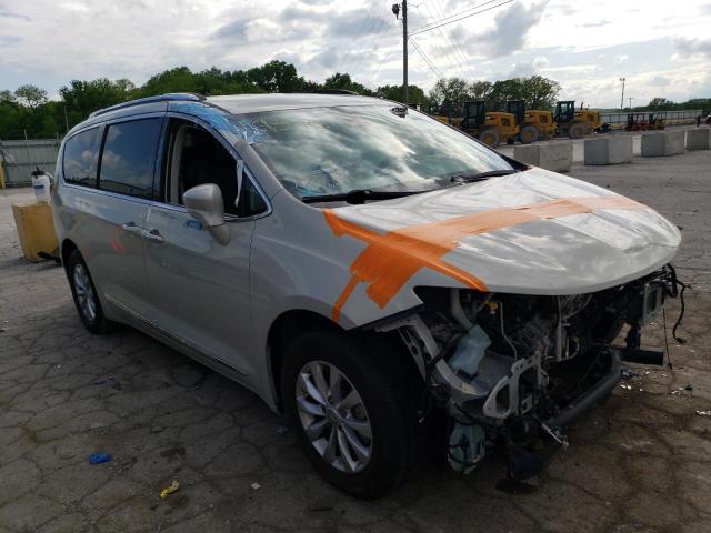 2C4RC1EG5HR722267 - 2017 CHRYSLER PACIFICA TOURING L PLUS BEIGE photo 4