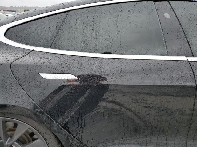 5YJSA1E26JF291161 - 2018 TESLA MODEL S შავი ფოტო 10