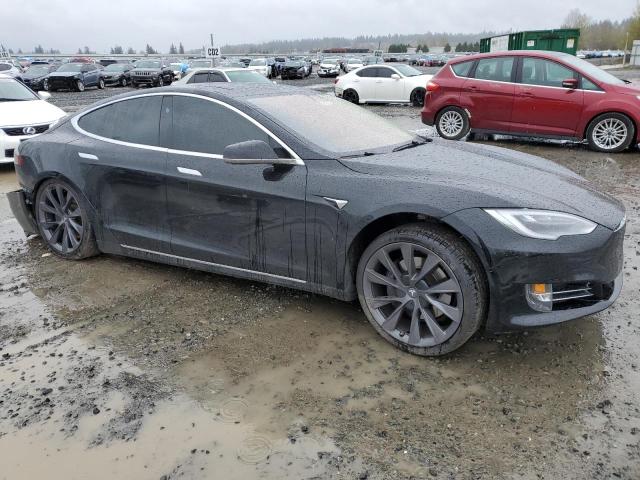 5YJSA1E26JF291161 - 2018 TESLA MODEL S შავი ფოტო 4