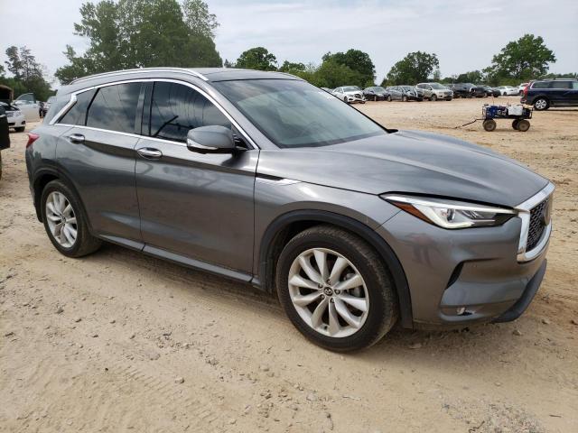 3PCAJ5M17KF125745 - 2019 INFINITI QX50 ESSENTIAL GRAY photo 4