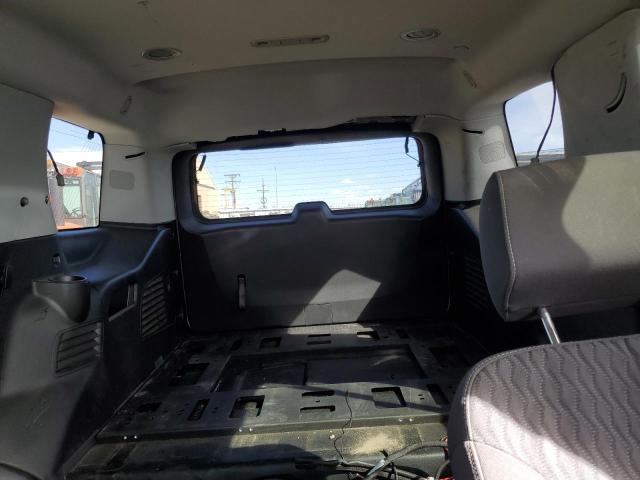 1GNSKDEC7KR270507 - 2019 CHEVROLET TAHOE POLICE Gümüş fotoğraf 10