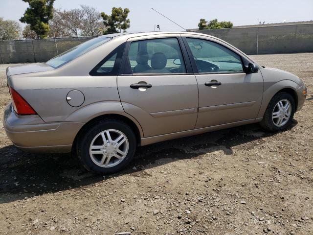 1FAFP34Z94W147099 - 2004 FORD FOCUS SE COMFORT TAN photo 3