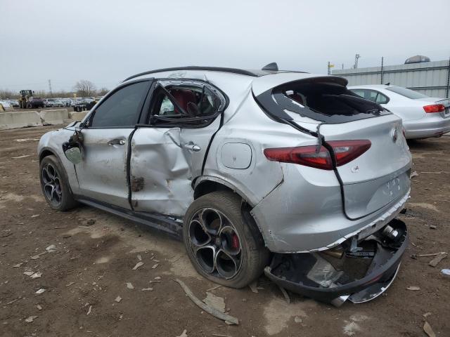 ZASPAKBN3K7C43447 - 2019 ALFA ROMEO STELVIO TI SILVER photo 2