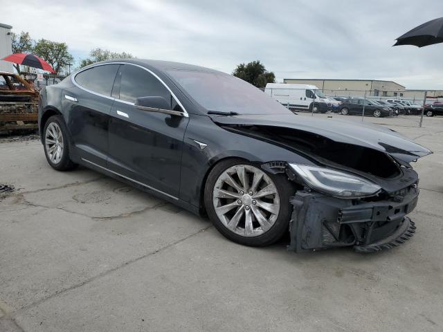 5YJSA1E29JF293521 - 2018 TESLA MODEL S BLACK photo 4