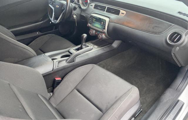 2G1FG1EW6F9228228 - 2015 CHEVROLET CAMARO SS WHITE photo 5