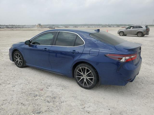 4T1T11AK3PU082658 - 2023 TOYOTA CAMRY SE NIGHT SHADE BLUE photo 2