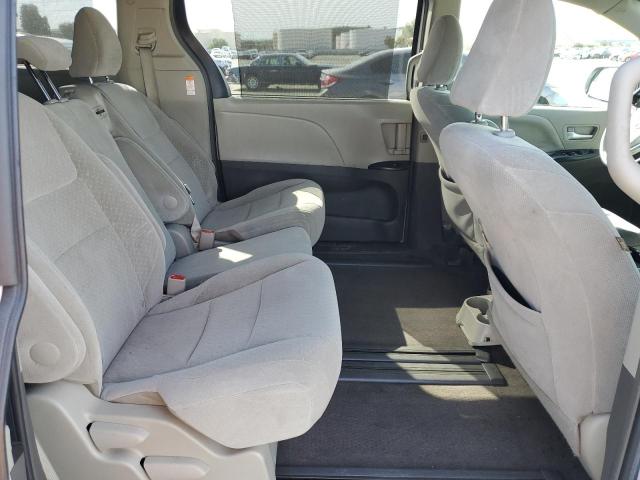 5TDKZ3DC3HS879815 - 2017 TOYOTA SIENNA LE WHITE photo 10