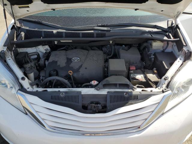 5TDKZ3DC3HS879815 - 2017 TOYOTA SIENNA LE WHITE photo 11