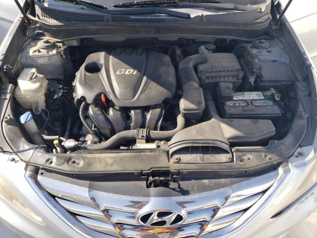 5NPEC4AC2CH355725 - 2012 HYUNDAI SONATA SE SILVER photo 11