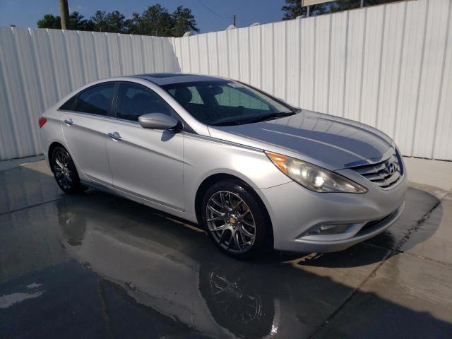 5NPEC4AC2CH355725 - 2012 HYUNDAI SONATA SE SILVER photo 4