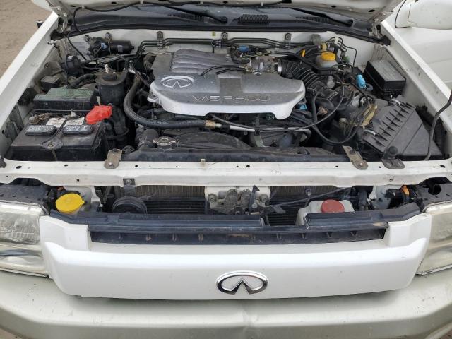 JNRDR09Y51W222760 - 2001 INFINITI QX4 WHITE photo 11