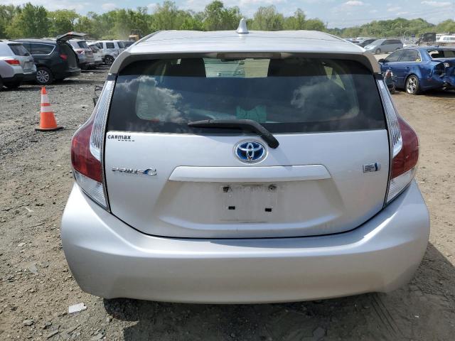 JTDKDTB33F1091290 - 2015 TOYOTA PRIUS C SILVER photo 6