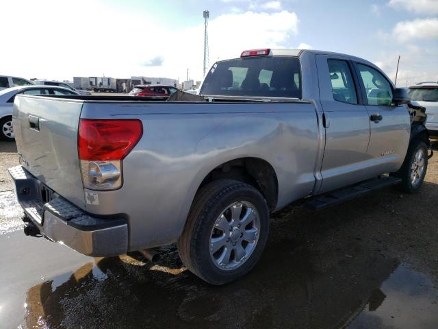 5TFRU541X8X006905 - 2008 TOYOTA TUNDRA DOUBLE CAB SILVER photo 3